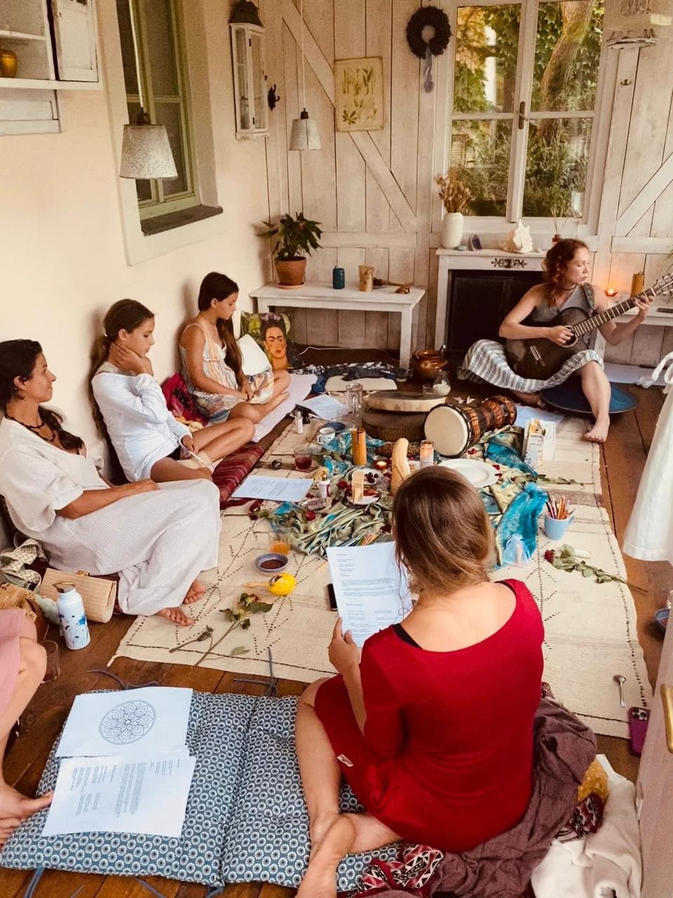 Proč děti reagují na kakao, hudbu a rituál tak přirozeně